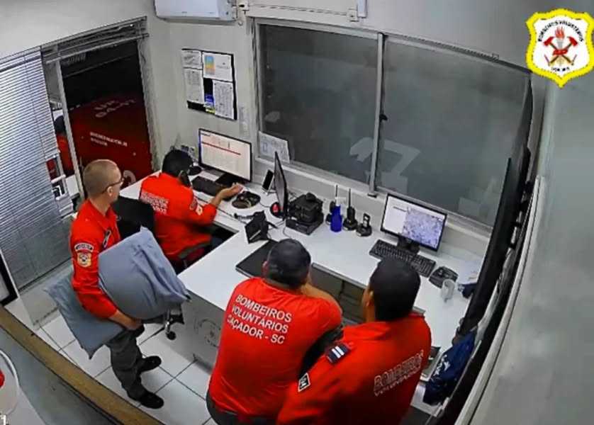 Fato coincidente: Bebê é desengasgada por instrução do telefone 193 em Caçador